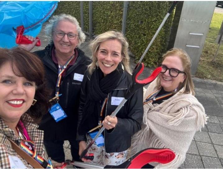 sustainabilityrpt_Netherlands_organizing clean-up events.jpg