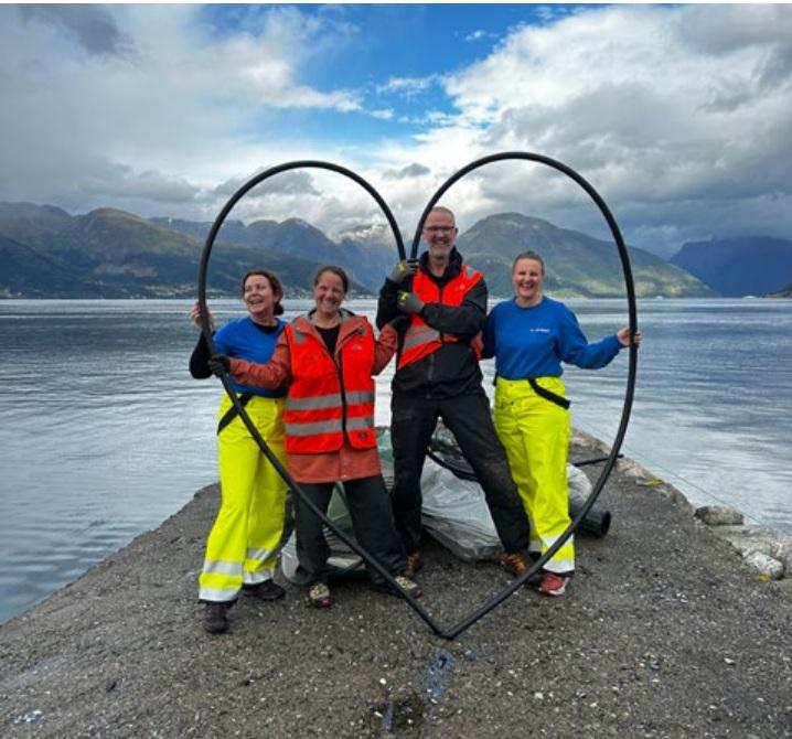 sustainabilityrpt_Norway_net zero ambassadors with framtidshavet.jpg